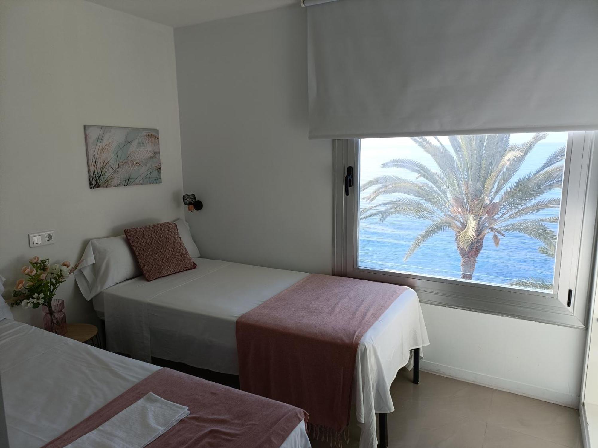 Superb Sea View Apartment Аликанте Экстерьер фото